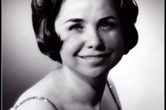 Nona-Headshot